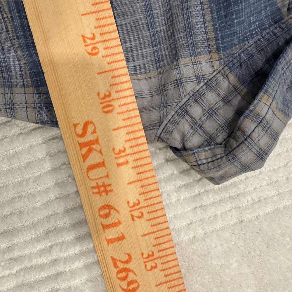 The North Face Mens XL Blue Tan Plaid Nylon Short Sleeve Button Up Hiking Shirt